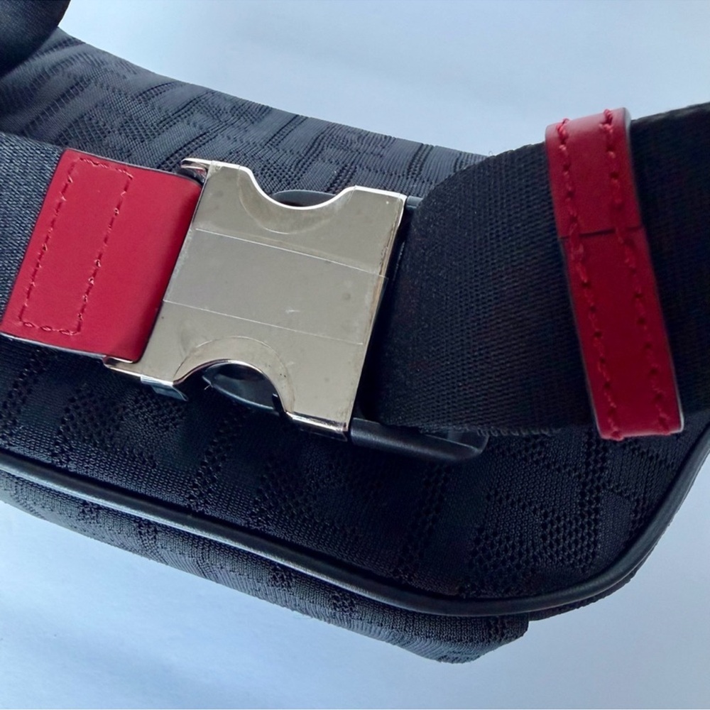 Fendi Black Belt Bag with Red Accent - Picture 4 of 15